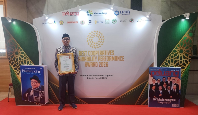 Holding Koperasi BMT NU Ngasem Group Raih Penghargaan Bergengsi Best Cooperatives Sustainability Per